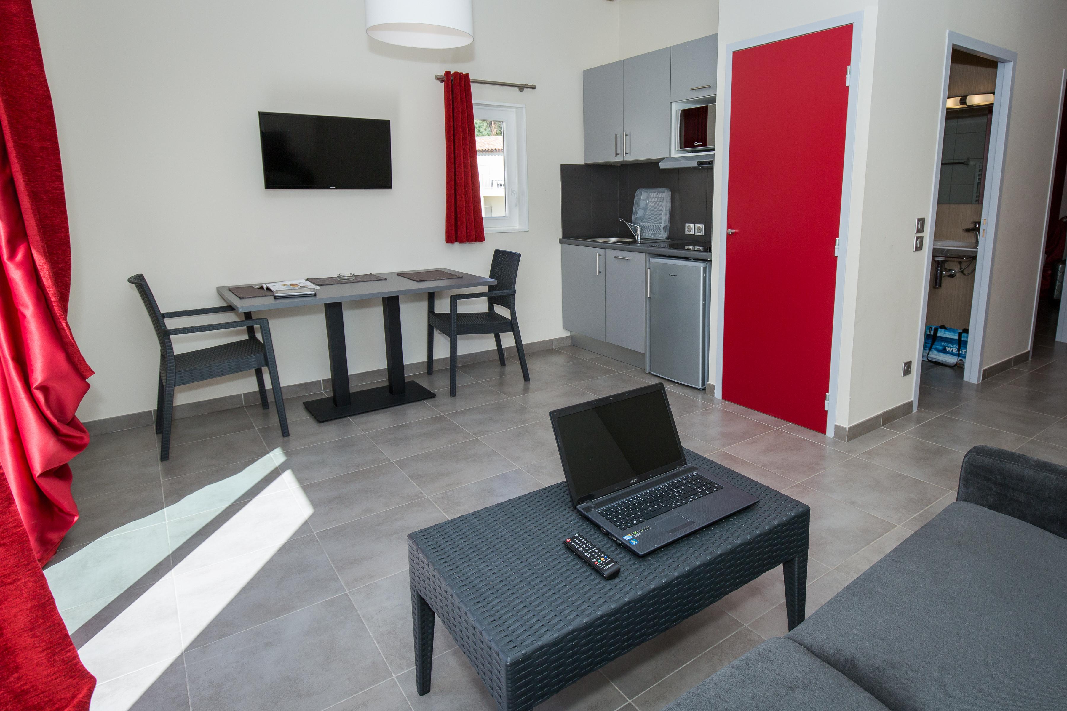 Sowell Residences Les Perles Du Golfe De Saint-Tropez Grimaud Eksteriør billede
