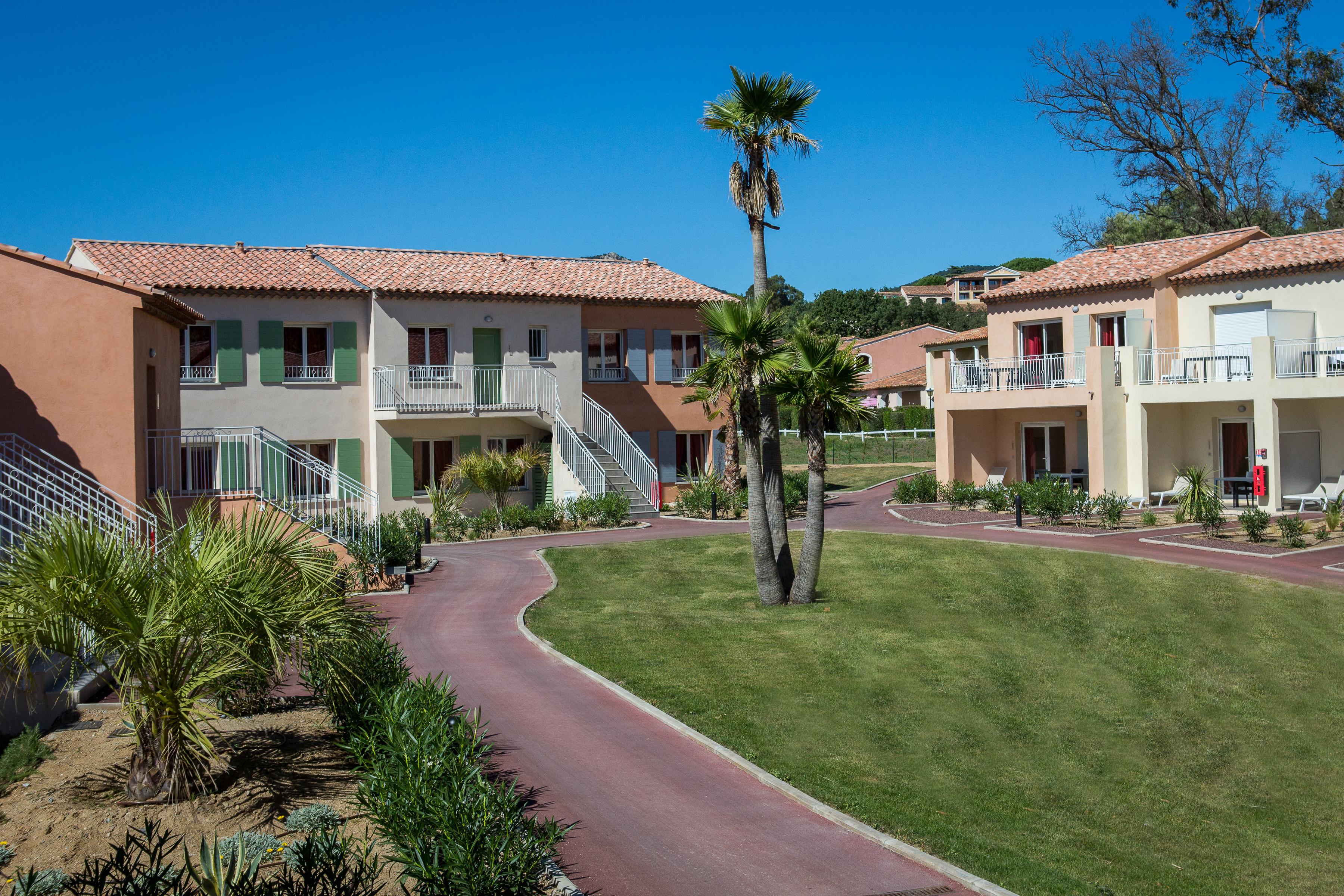 Sowell Residences Les Perles Du Golfe De Saint-Tropez Grimaud Eksteriør billede