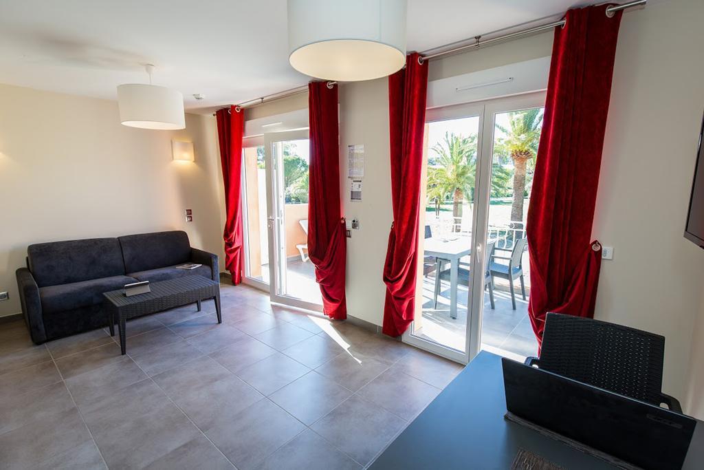 Sowell Residences Les Perles Du Golfe De Saint-Tropez Grimaud Eksteriør billede