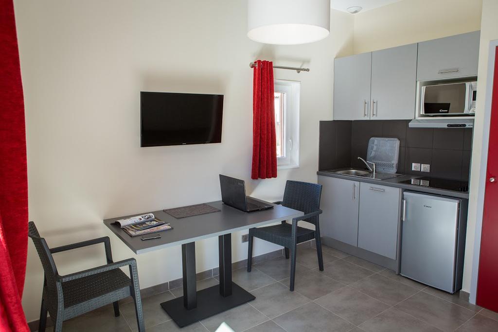 Sowell Residences Les Perles Du Golfe De Saint-Tropez Grimaud Eksteriør billede